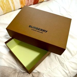 Burberry Baseball Cap Box